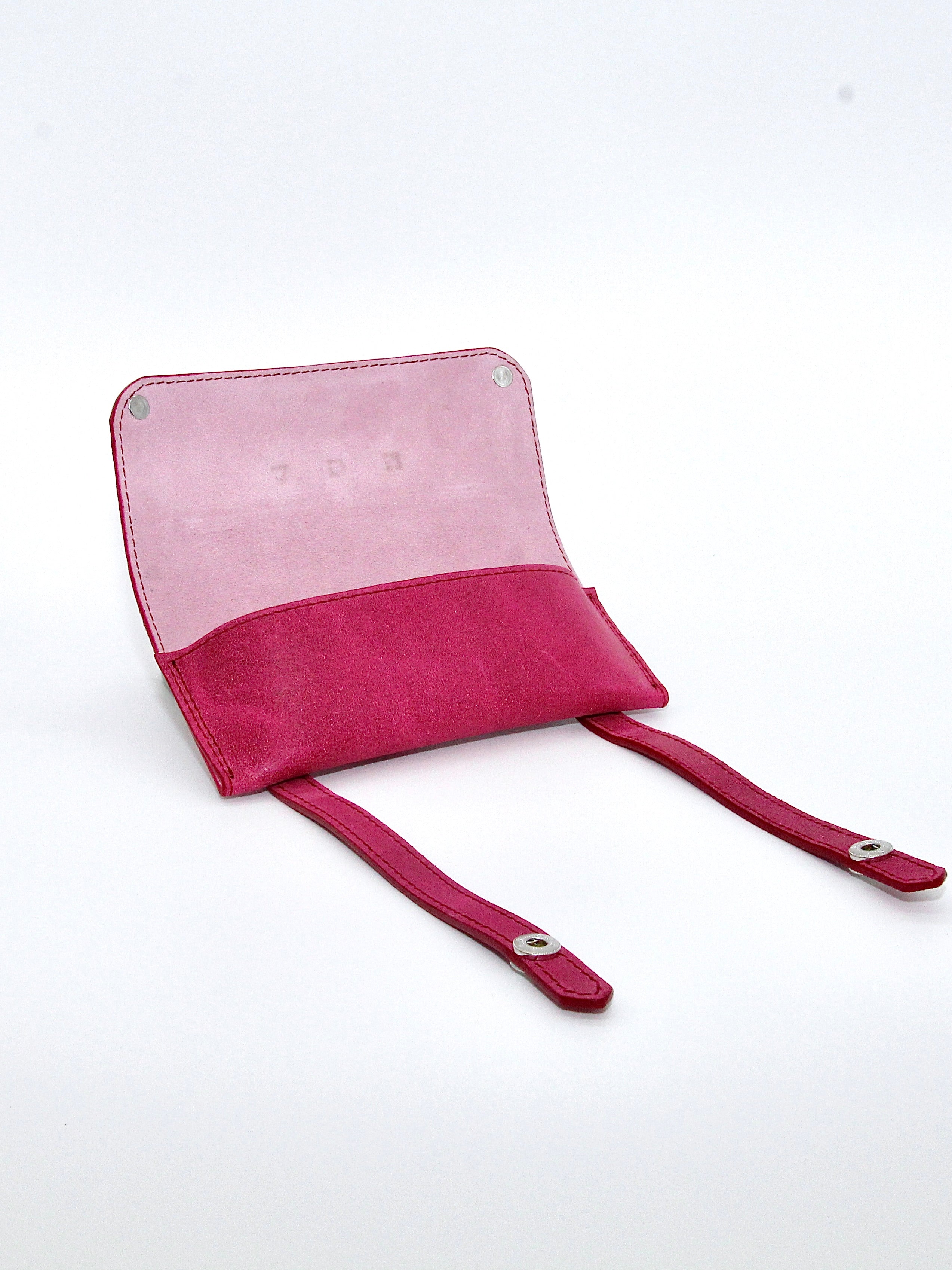 Avvolto case in Fuchsia Pink