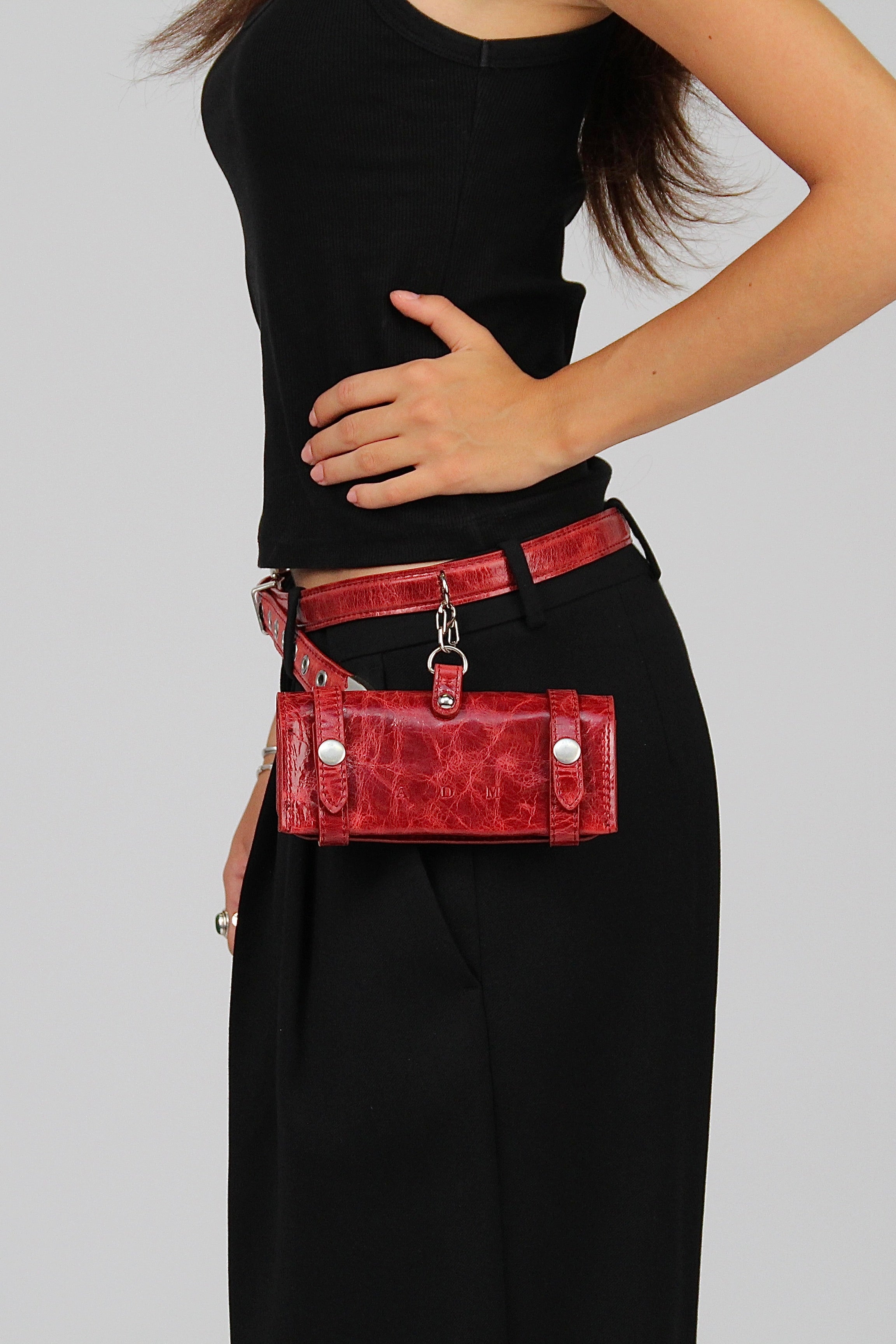 Avvolto case in Cherry Red